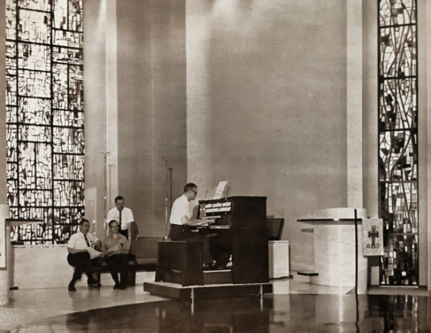 David Craighead recording in Herrick Chapel in 1968.