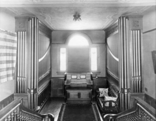 Photo of the organ in its original location at Scripps Hall, Altadena (Photo from Los Angeles Public Library Collection)